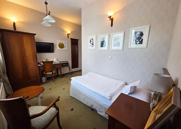 Versant Hotel & Spa