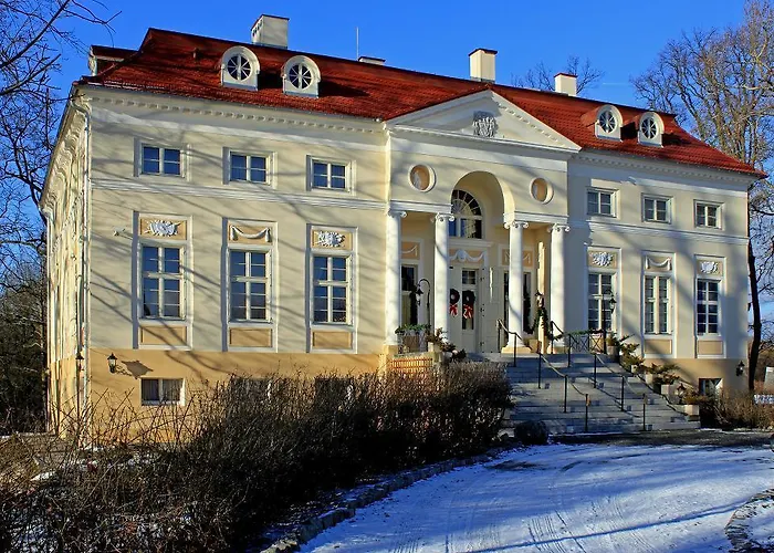 Palac Alexandrow Wroclaw Airport